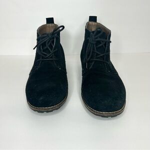 White Mountain Dark Lace-Up Boots
